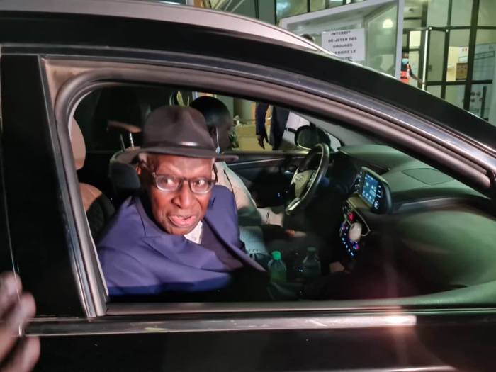 À bord du vol Air France : Lamine Diack est rentré à Dakar