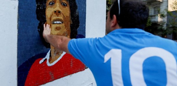 Mort de Diego Maradona : l'avocat d'une infirmière accuse les médecins de l'avoir tué
