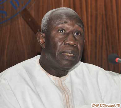 Des libéraux de France réclament la démission d’Iba Der Thiam du Pds