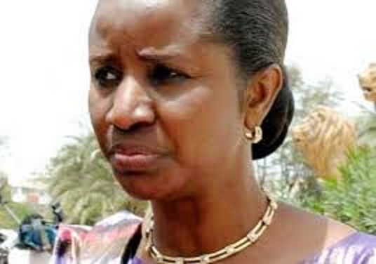 Avec des enveloppes, le ministre Anta Sarr  sème la zizanie à Golf Sud