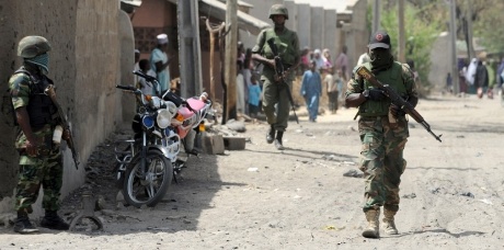 Nigeria : un village attaqué par des hommes armés, plus de 30 morts