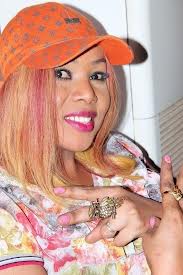 A trois jours de son mariage, Amina Poté quitte son AMOur