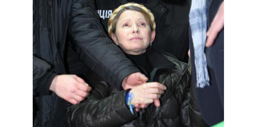 Ukraine: Ianoukovitch destitué, retour de Timochenko