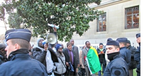Paris : L’opposition feintée par Macky Sall