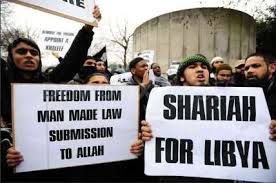 Lybie: Les islamistes se débarrassent de Zeidan et gagnent en influence!