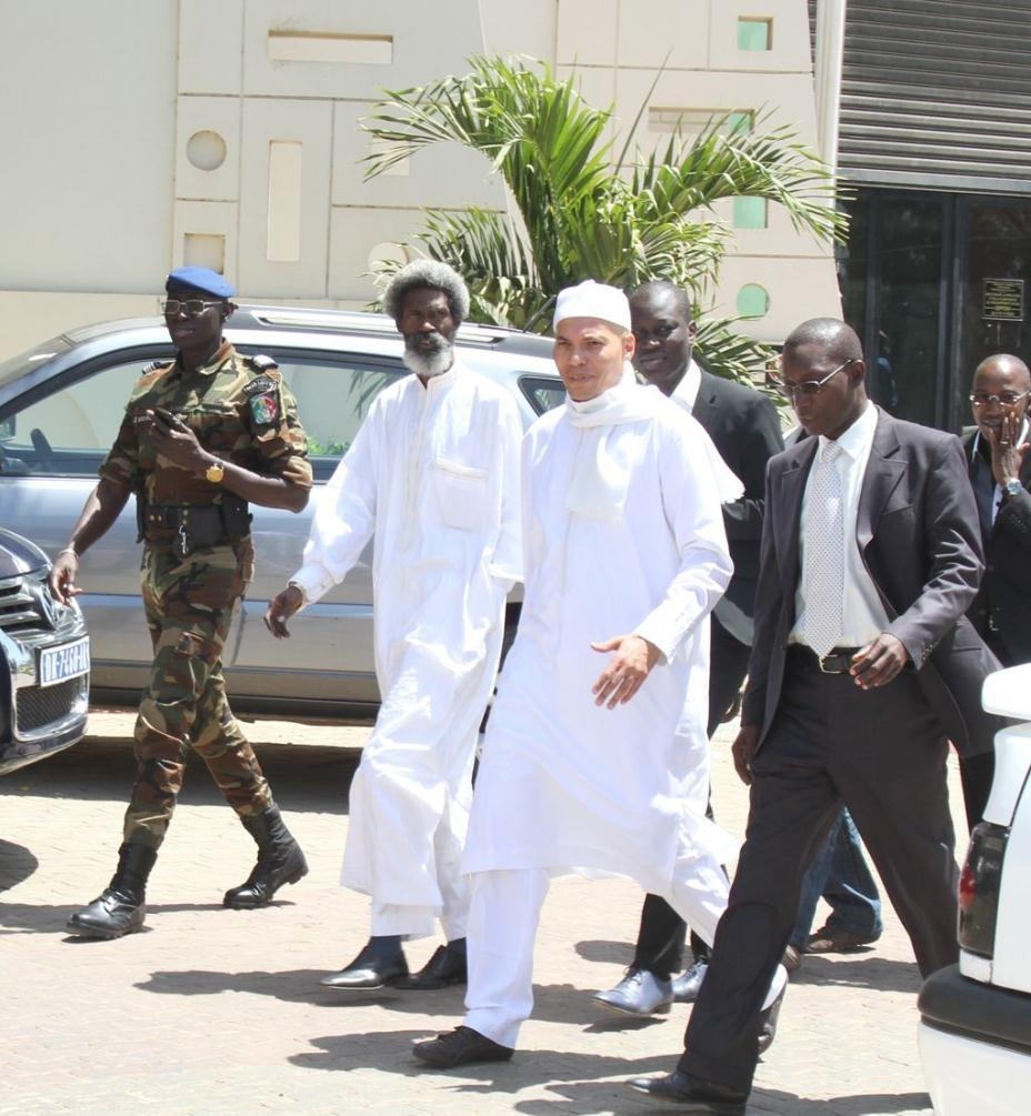 Karim Wade dénonce des manœuvres, manipulations, chantages du régime