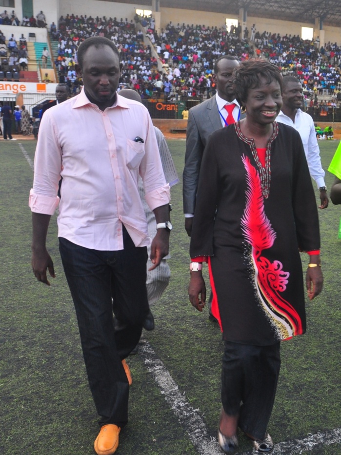 Grand-Yoff : Mimi Touré et Adama Faye fument le calumet de la paix