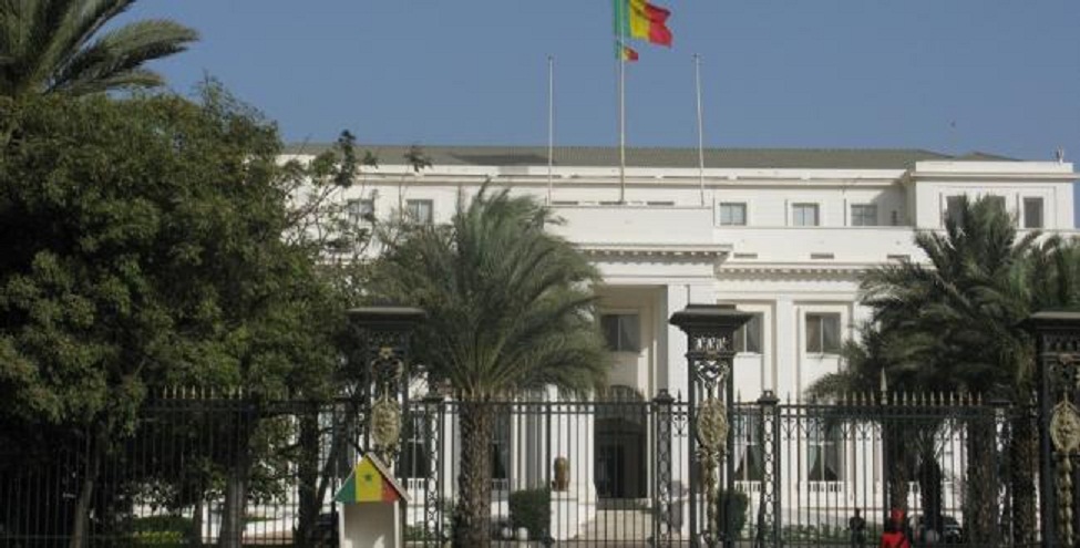 Réunion d’urgence au Palais, que se passe t-il ?