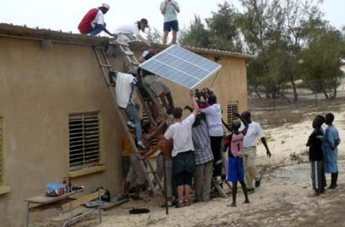 Le solaire permet de passer d’une économie de dépendance à celle d’indépendance (consultant)