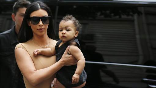 La fille de Kim Kardashian est-elle en danger?