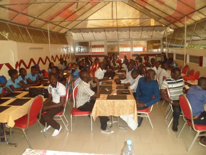 Le Réseau des Etudiants Vigilants (REV) s'installe dans le campus