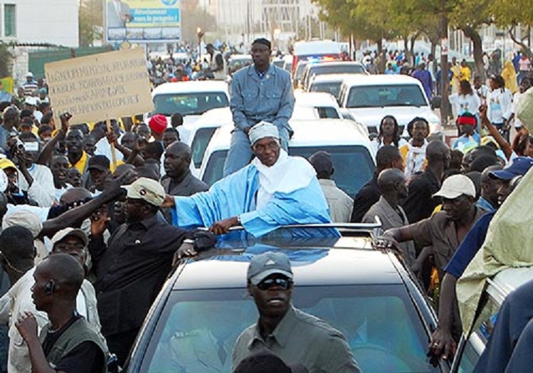 Campagne électorale : Me Wade déroule,  et laisse des traces  là où il passe !