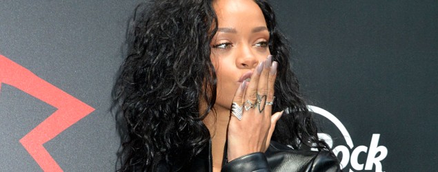 Rihanna tweete Benzama