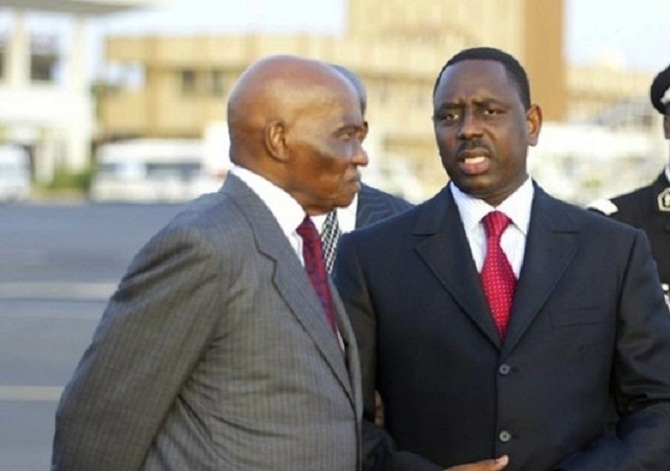 Capitulation: Que préparent Me Wade et Macky Sall?