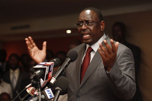 Macky Sall aux trousses des  ministres et directeurs limogés