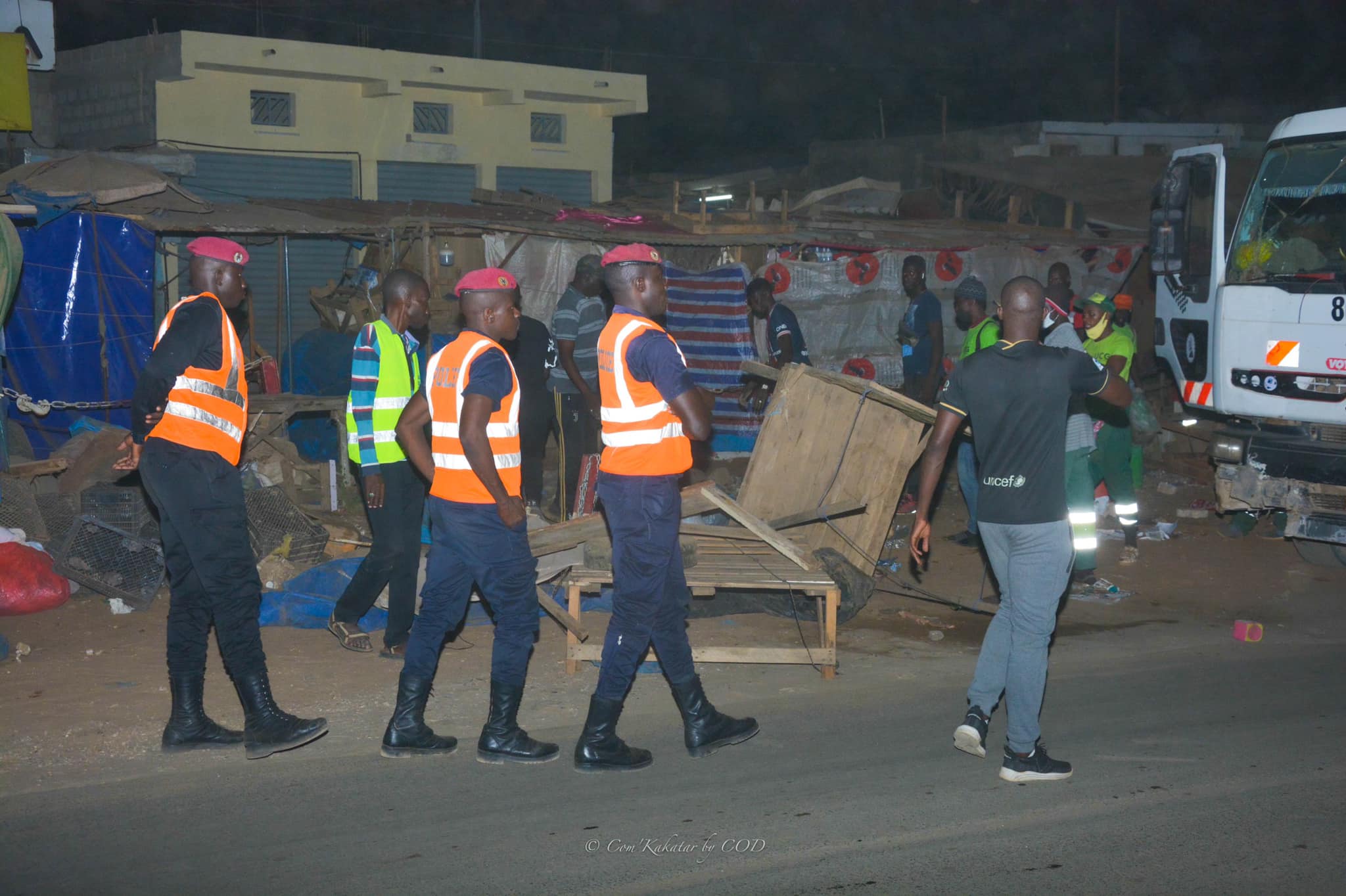 Golf Sud : Opération de déguerpissement des abords du marché Diamalaye (Photos)