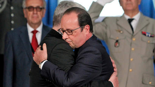 Hollande appelle à un cessez-le feu à Gaza