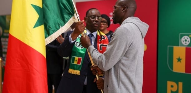 [Remise de drapeau] Macky Sall : “Chaque match est une finale. Ne craignez personne”