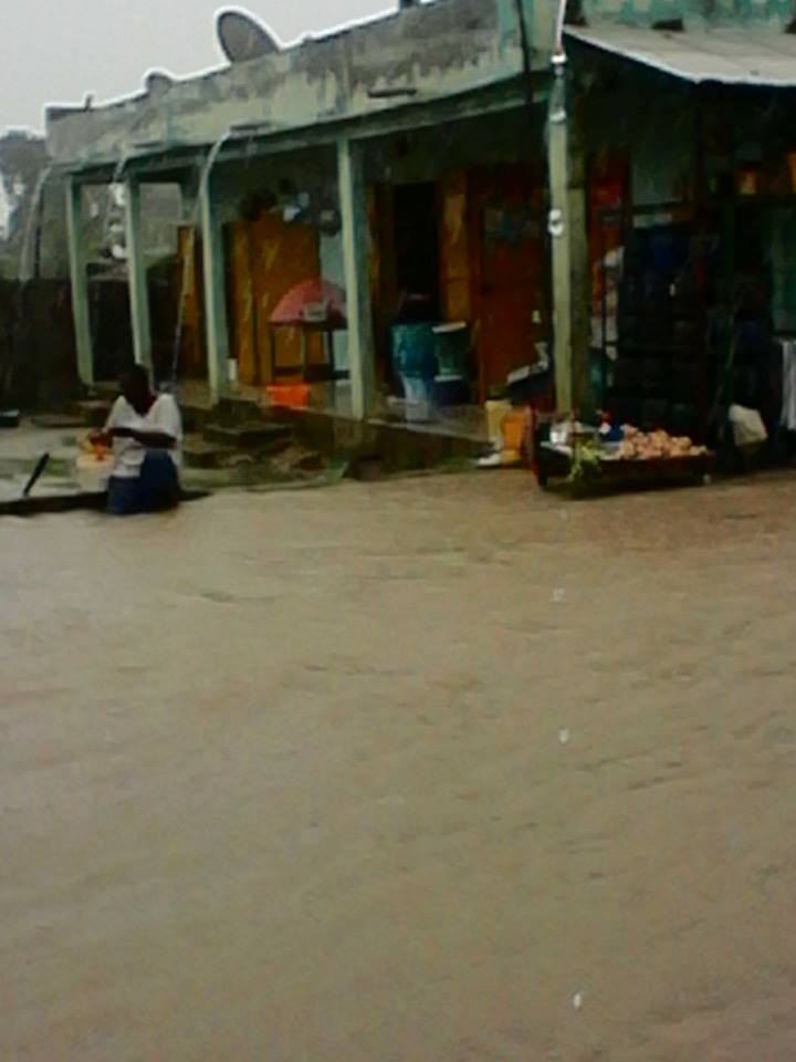 Neuf (9) concessions détruites par des eaux de pluies à Djembering…