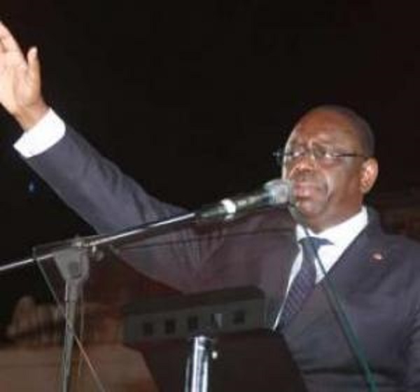 La charte des Assises nationales rangées dans les tiroirs de l’oubli de Macky Sall