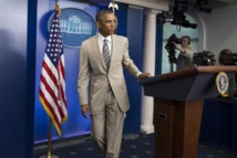 Le costume couleur sable d'Obama enflamme les réseaux sociaux