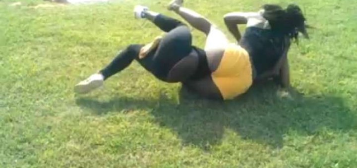 Scandale: Elle déshabille et frappe la maitresse de son mari pendant ses menstrues !