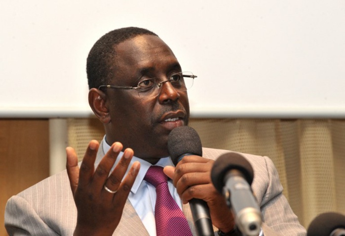 A la sortie de sa visite au Khalife général des mourides à Nganda: Macky Sall récolte des huées de la part des partisans de Karim Wade