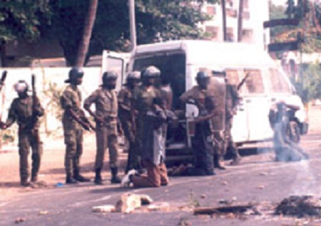 Kolda: Les 4 policiers présumés tueurs de Dominique Lopy  à la barre