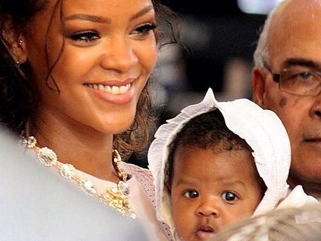 Rihanna prête à être maman ?