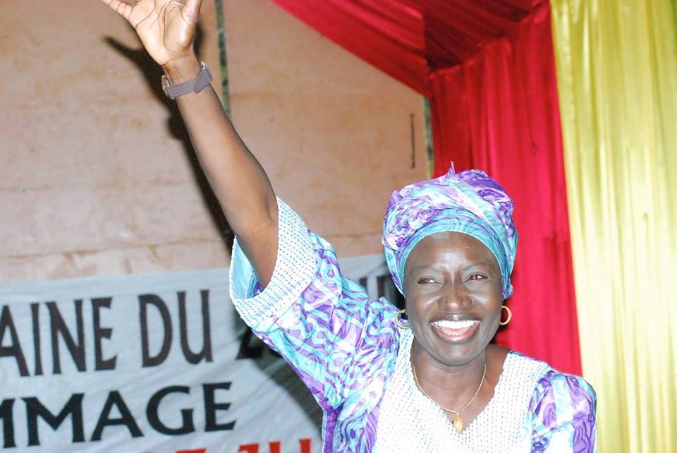 Les proches Mimi Touré  fusillent les avocats d’Hissène Habré