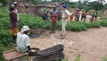Ebola - Dr Eric Leroy : "L'épidémie continue d'évoluer dans le mauvais sens"