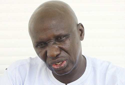 Tahibou Ndiaye devant la Crei aujourd’ui