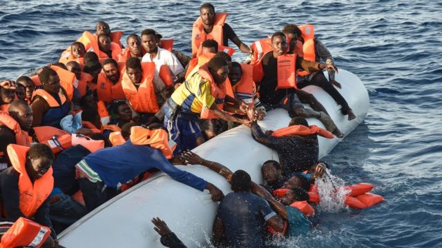 Plus de 1.300 migrants secourus par les garde-côtes italiens