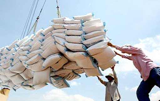 La TVA sur le riz sera supprimée, annonce le PM