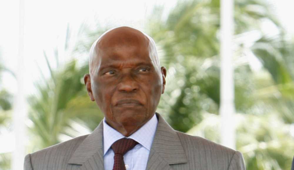 Macky Sall prive Abdoulaye Wade de son aide de camp