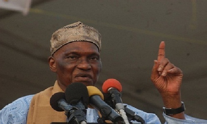 Me Wade menace : « Je vais en guerre contre Macky Sall »