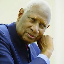 Abdou Diouf salue la gestion réussie du XV-ème Sommet