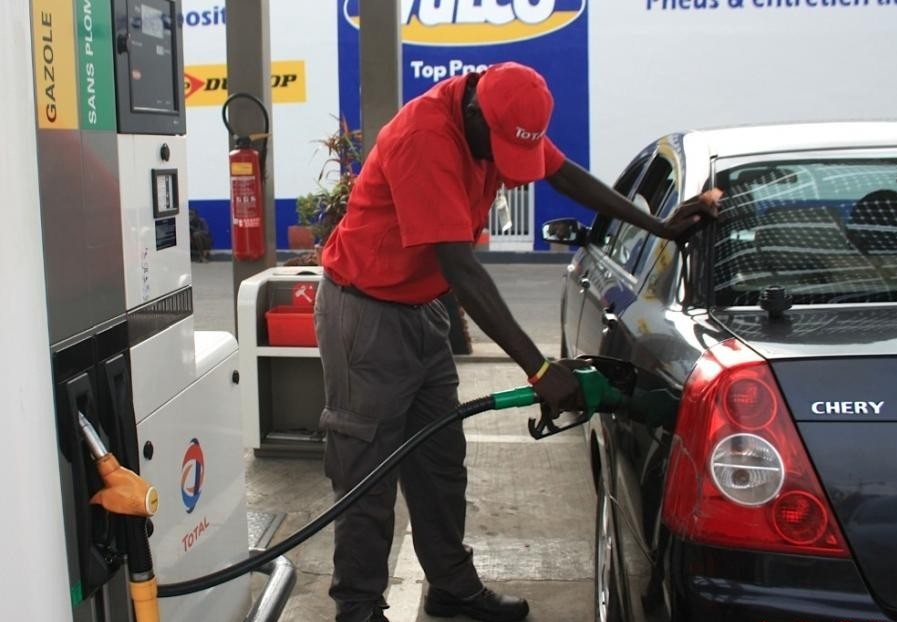 Vers la baisse du prix de l’essence et du gas-oil