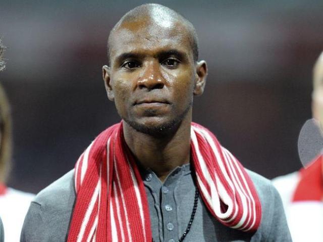 Eric Abidal dit au revoir au ballon et au gazon