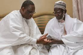 Serigne Mountakha Mbacké envoie une délégation au palais