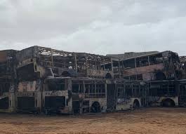 Incendie criminel sur les bus de DDD à Keur Massar : De présumés coupables arrêtés d’autres en fuite