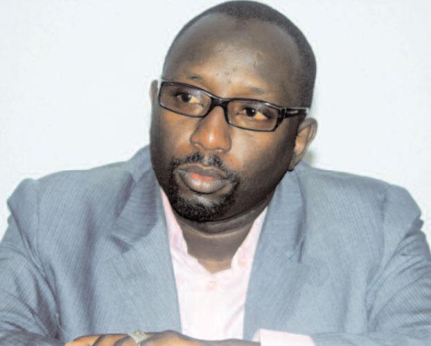 Sa voiture incendiée, le ministre conseiller Zator Mbaye réagit