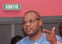 DEVANT LES EX TRAVAILLEURS DES AGENCES DISSOUTES : Mame Mbaye Niang montre une triste ignorance du dossier