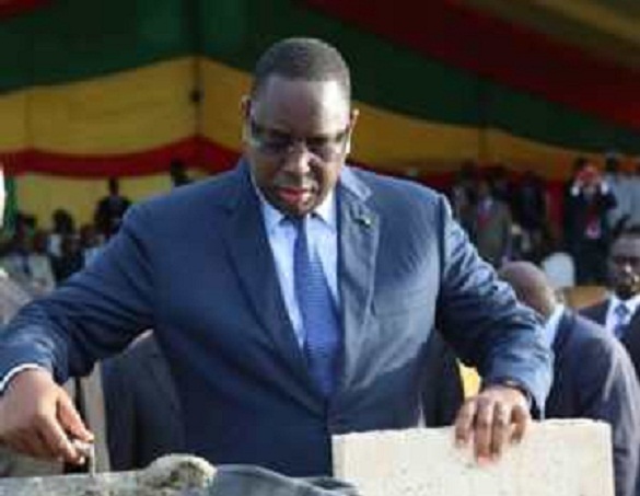 Pose de la première pierre de l' autoroute Thiès-Touba aujourd’hui