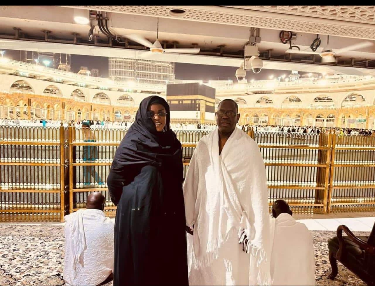 Le couple présidentiel à la Mecque (Photo)