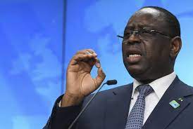Attaque au cocktail molotov : Macky Sall dénonce fermement "cet acte terroriste odieux et criminel"