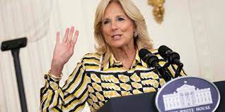 Etats-Unis : la Première dame, Jill Biden, testée positive au Covid-19
