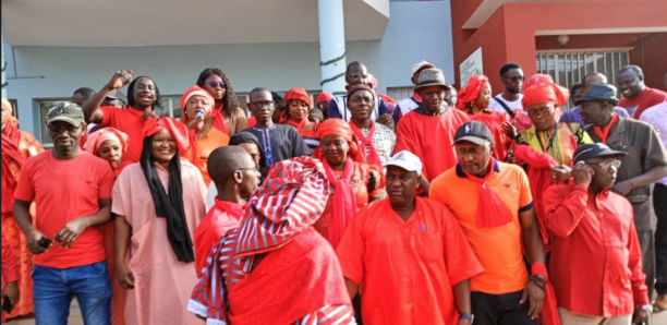 Les travailleurs des collectivités territoriales décrètent 5 jours de grève