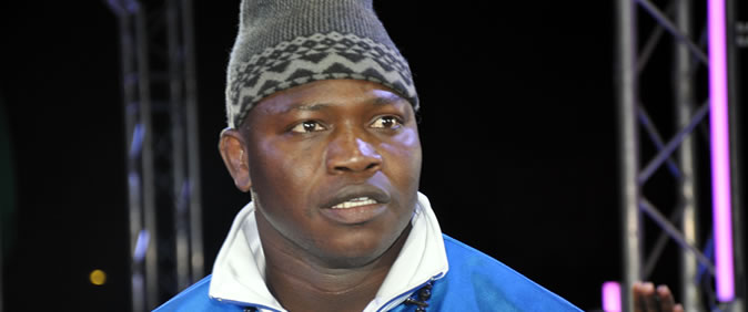 Zoss : Tapha Tine, seul contre tous !