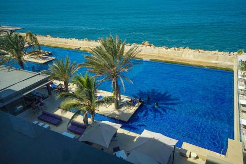 Deux cas de noyade à la Piscine de l’hôtel Radisson, dont un mort : ce qui s’est réellement passé